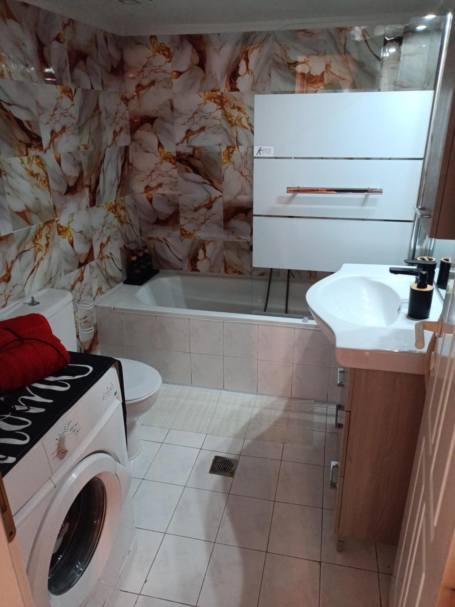 Home2024 Apartment *